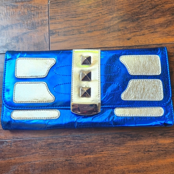 Barney's New York  ENVELOPE CLUTCH - Picture 1 of 7